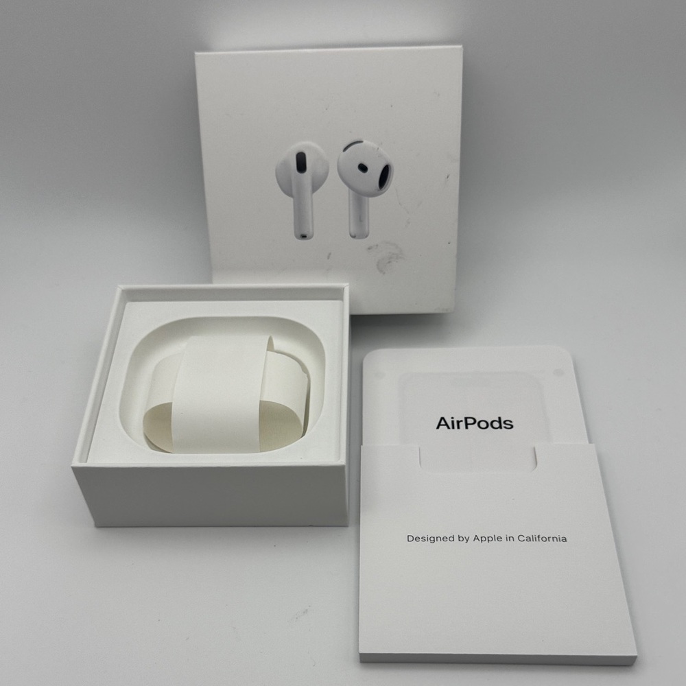 Apple AirPods 4th Generation with Noise Cancellation * EMPTY BOX ONLY *